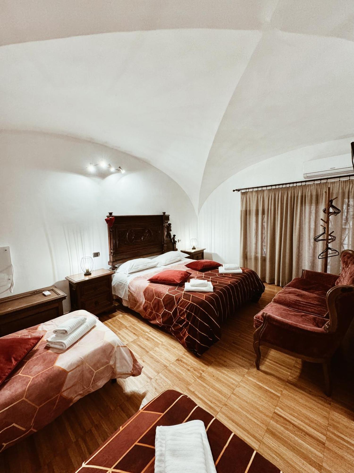 Residenza Tritone Luxury Guest House Trevi Fountain Roma Exterior foto